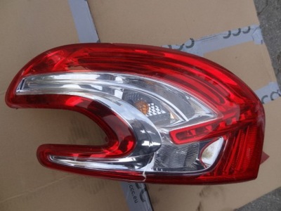 Лампа левая задняя задняя peugeot 208 i 9672628280 фото №1