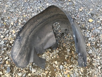 Підкрилок правий задня audi a8 d2 4d0810172a фото №1