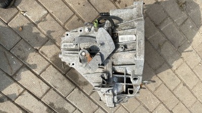 Коробка передач передач renault оригінальний номер tl4k9k фото №1