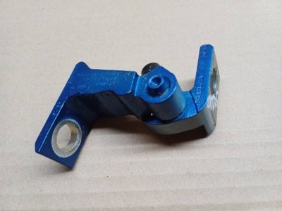 Петля дверь правый перед gora skoda scala фото №1