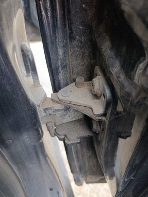 Петля дверь правый задняя нижний passat b5 фото №1