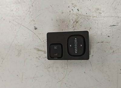 Перемикач регулювання дзеркал daihatsu trevis l65 2 2 фото №1