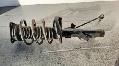 Амортизатор левый перед mazda 3 05r 1.6citd фото №1