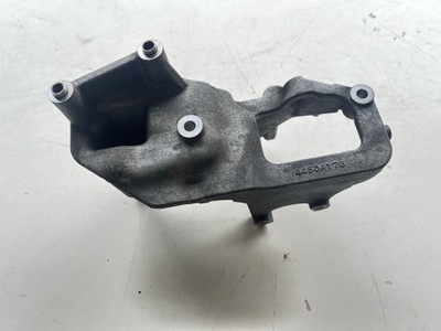 SOPORTE DE BOMBA SERVOMANDO HIDRÁULICO MITSUBISHI OUTLANDER II 2.2 4450A179  