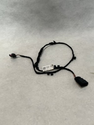 Джгут трубопровід радар acc audi q3 83a оригінальний номер 83a971085s audi фото №1