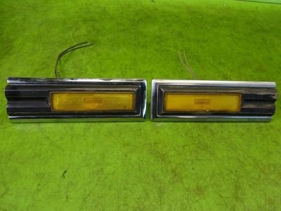 LUZ DIRECCIONAL IZQUIERDO DERECHA PONTIAC GRAND PRIX 83R  