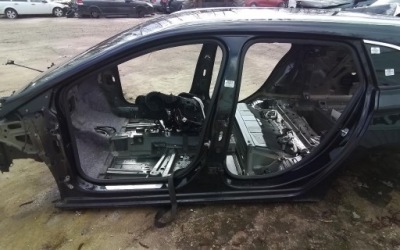 Astra v k четверть порог стойку левый z22y фото №1