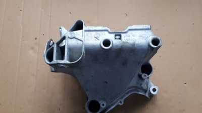 A3 8y кронштейн кронштейн двигателя 1.0 tfsi 05c199207 фото №1