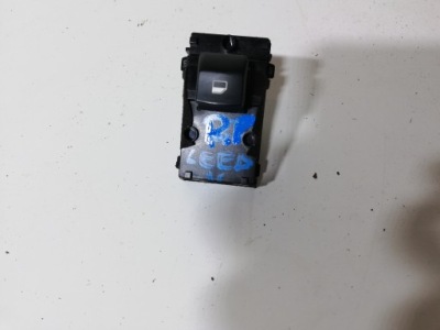 Кнопка скло правий перед kia ceed iii 17-22 hb фото №1