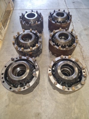 Редуктор колеса volvo fe 4x2 6x4 8x4 rth2180 rth2180c meritor hub gear фото №1