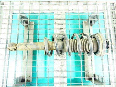 Амортизатор задня правий fiat freemont journey фото №1