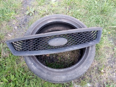 Решётка радиатора решётка радиатора бампера ford focus mk2 4m51-8200ak фото №1