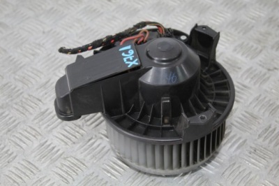 Воздуходувка отопителя jaguar f-pace x761 фото №1