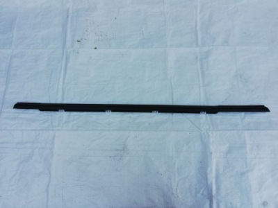 Молдинг уплотнитель правый задняя kia ceed iii 17-22 фото №1