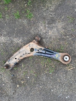 SWINGARM LEFT FRONT FORD FIESTA MK7  