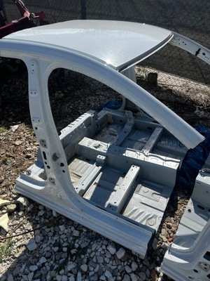 Чверть поріг блок двигуна правий dacia sandero iii фото №1