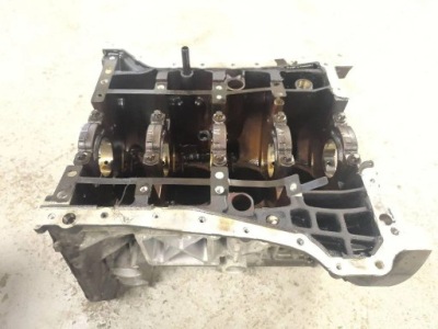 Блок двигателя mercedes 1,8 компрессор r2710101405 фото №1