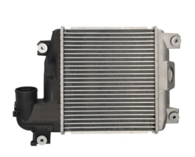 Интеркулер toyota hilux 2.5 d-4d 2005 - 2015 фото №1