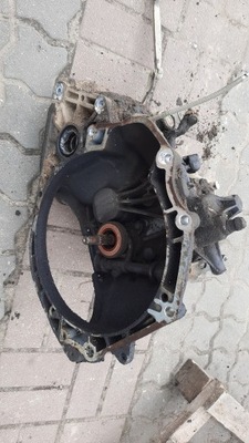 КОРОБКА ПЕРЕДАЧ 90334345 OPEL CORSA B 1.2B