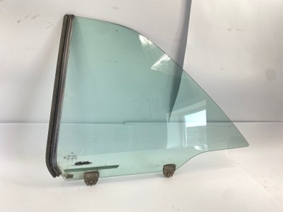 Скло бічна лівий задній ліва задня mercedes w124 купе ce c124 фото №1