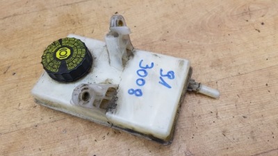 Бак рідина гальмівний peugeot 3008 фото №1