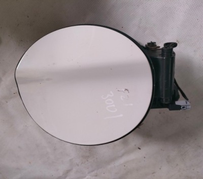 Bmw f21 крышка топлива alpinweiss фото №1