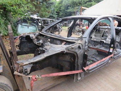 Чверть лонжерон лівий перед lz9y audi a8 d4 фото №1