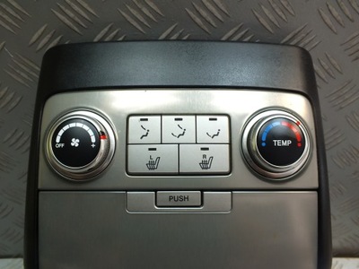 Hyundai ix55 veracruz панель обдув задняя фото №1