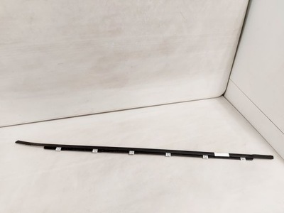 Kia ceed ii молдинг уплотнитель левый перед фото №1