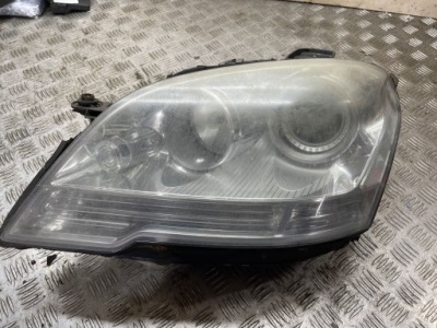 Фара перед сторона левая mercedes-benz ml w164 a1648206061 фото №1