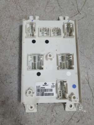 Chrysler pacifica 2016-20 модуль комфорту bcm 68193350ad фото №1