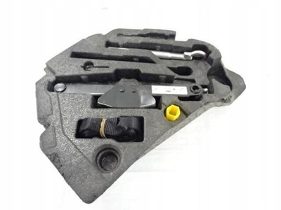 Citroen c3 aircross вкладыш колеса запасного домкрат фото №1