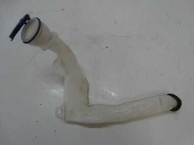 Заливна горловина бачок омивача peugeot 208 фото №1