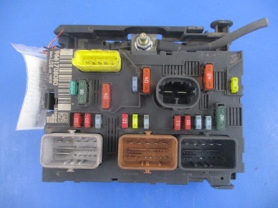 Citroen c4 picasso коробка запобіжників модуль bsm 9661708080 фото №1