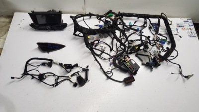 Радио навигация opel astra k 39152906 фото №1