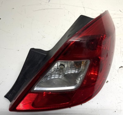 Лампа права задня opel corsa d 5-двері 13188046 фото №1