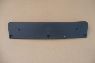 Opel insignia b ii - накладка pod номерной знак бампера перед фото №1