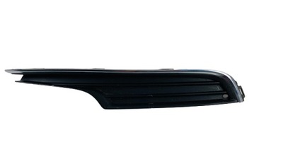 РЕШЕТКА ПРАВОЕ БАМПЕРА VW GOLF VII 5G0853666A