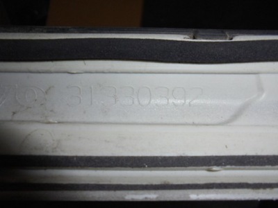 Молдинг бампера задня volvo xc40 31330392 фото №1