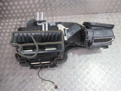 Отопитель комплектная a4 rs4 b8 8t1820005n фото №1