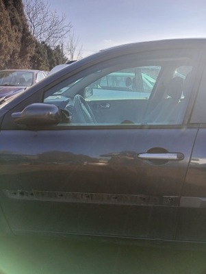 Renault megane 2 дверь перед передние левая teb66 w цвет коплектная фото №1