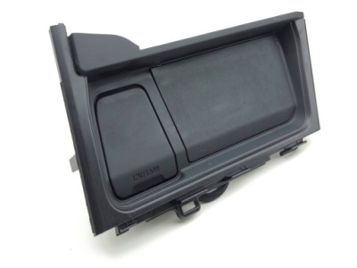 Lexus ux 2020 разъём 12v передние фото №1