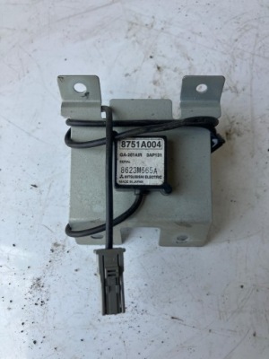 Антена gps peugeot 4007 8751a004 фото №1