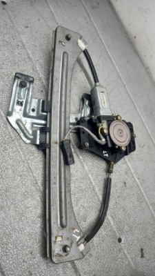 Підйомник лівий задня chrysler pt cruiser 01r фото №1