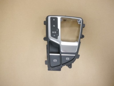 Audi a4 a5 8w дисплей передач 8w1713111c фото №1