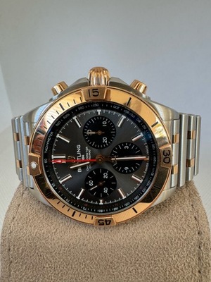 BREITLING CHRONOMAT B01 42 STAL ZŁOTO 18K