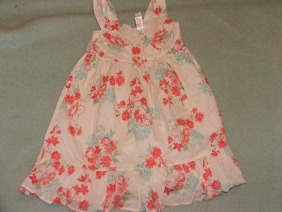 Sukienka w kwiaty 4-5L 110cm Strawberry Faire