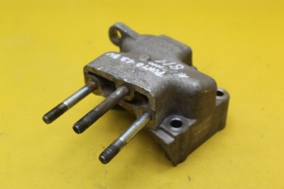 Кронштейн двигателя 55197827 grande punto ii 1.2 8v фото №1