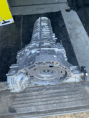 Комплектна коробка передач передач a5 8w uml оригінал ідеальний стан фото №1