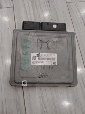 Бортовий комп'ютер блок керування ibiza iv 03f906070ds 5wp44776 фото №1